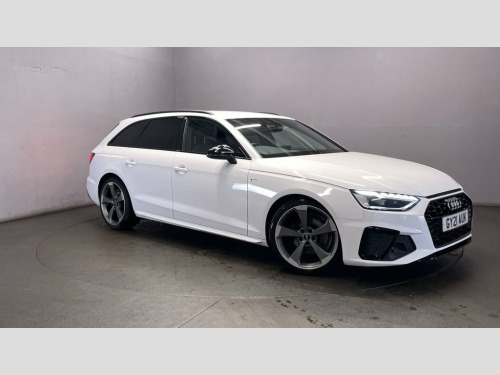 Audi A4 Avant  2.0 TDI 35 Black Edition Estate 5dr Diesel S Troni