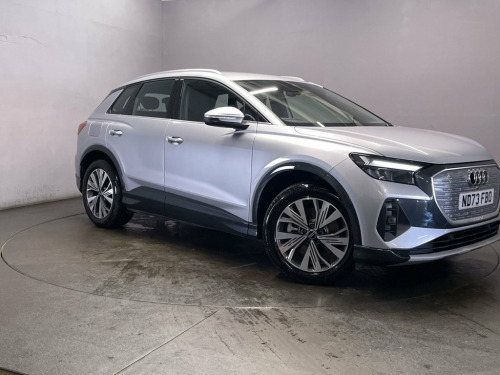 Audi E-Tron  40 Sport SUV 5dr Electric Auto 82kWh (204 ps) 	Cru