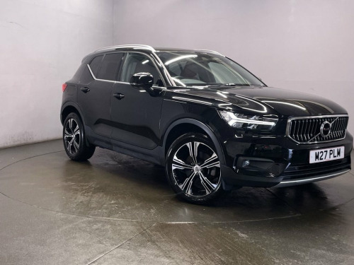 Volvo XC40  2.0 T4 Inscription Pro SUV 5dr Petrol Auto Euro 6