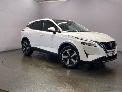 Nissan Qashqai  1.3 DIG-T MHEV N-Connecta SUV 5dr Petrol Hybrid Ma