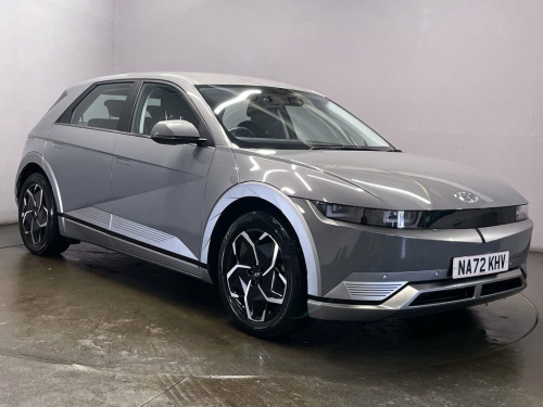 Hyundai IONIQ  73kWh Premium Hatchback 5dr Electric Auto (217 ps)