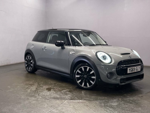 MINI Hatch  2.0 Cooper S Exclusive Hatchback 3dr Petrol Steptr