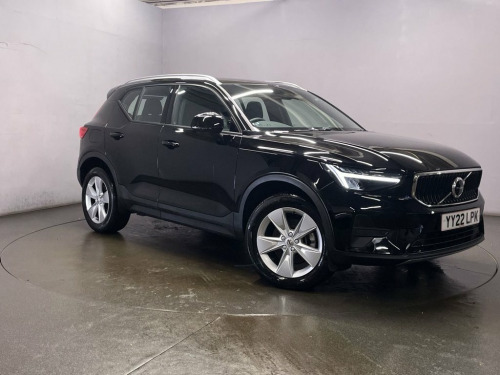 Volvo XC40  2.0 B3 MHEV Core SUV 5dr Petrol Hybrid DCT Auto Eu 