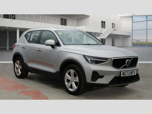 Volvo XC40  2.0 B3 MHEV Core SUV 5dr Petrol Hybrid DCT Auto Eu 