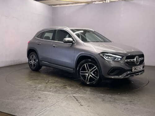 Mercedes-Benz GLA-Class  2.0 GLA200d Sport SUV 5dr Diesel 8G-DCT Euro 6 (s/ 