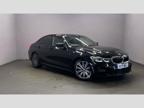 BMW 3 Series  2.0 320I M SPORT 4d AUTO 182 BHP 	Cruise Control -