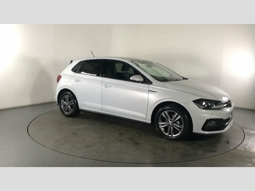 Volkswagen Polo  1.0 R-LINE TSI 5d 94 BHP Parking Sensors - Alloys