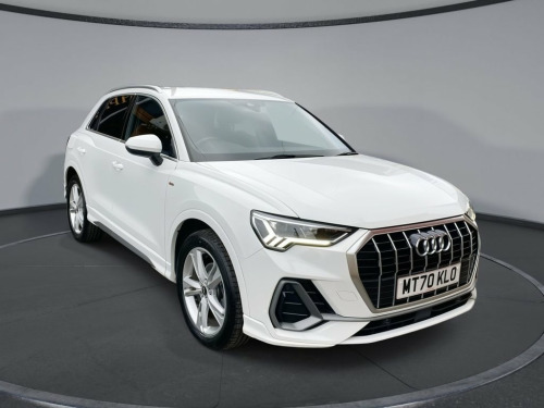 Audi Q3  1.5 TFSI CoD 35 S line SUV 5dr Petrol Manual Euro  