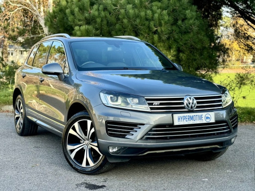 Volkswagen Touareg  3.0 TDI V6 BlueMotion Tech R-Line SUV 5dr Diesel T