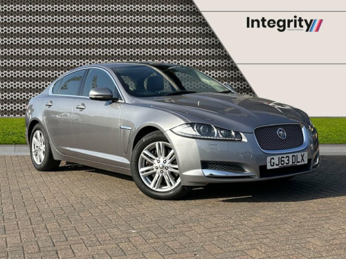 Jaguar XF  2.2 D LUXURY 4d 200 BHP