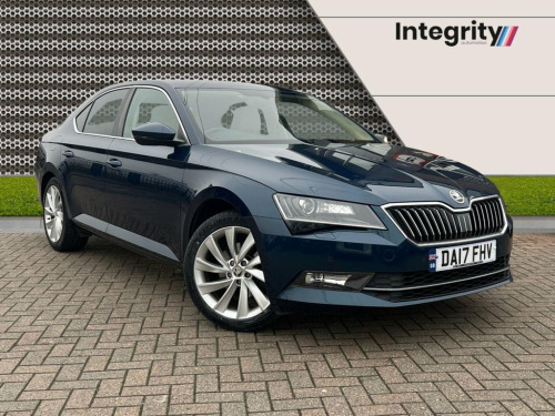 Skoda Superb  2.0 TSI SE L Executive Hatchback 5dr Petrol DSG Eu