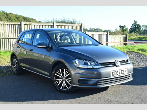 Volkswagen Golf  1.6 SE NAVIGATION TDI BLUEMOTION TECHNOLOGY DSG 5d