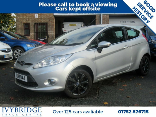 Ford Fiesta  1.25 Zetec Hatchback 3dr Petrol Manual (129 g/km, 