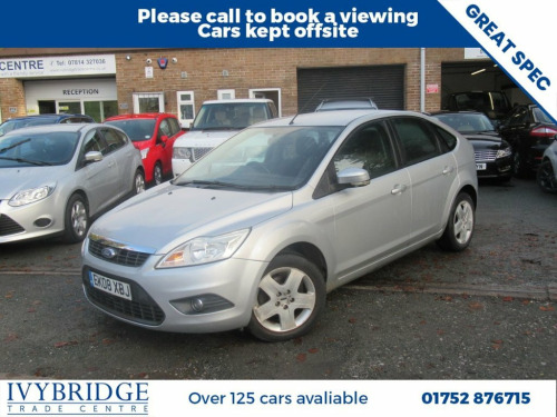 Ford Focus  1.6 Style Hatchback 5dr Petrol Manual (159 g/km, 9