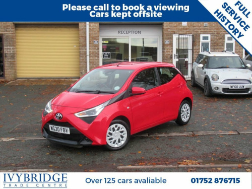 Toyota AYGO  1.0 VVT-i x-play Hatchback 5dr Petrol Manual Euro 