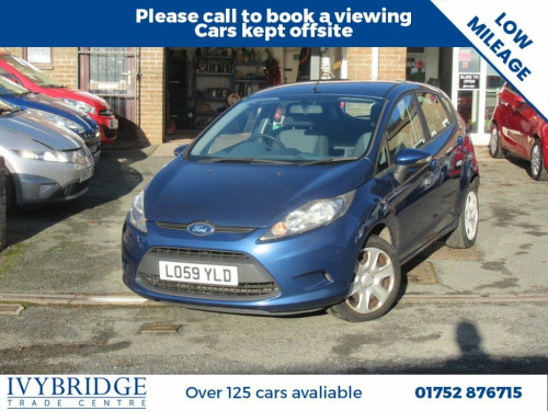 Ford Fiesta  1.25 Edge Hatchback 5dr Petrol Manual (133 g/km, 8