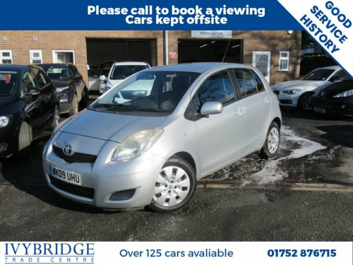 Toyota Yaris  1.33 Dual VVT-i TR Hatchback 5dr Petrol Manual Eur