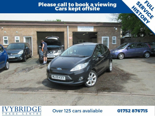Ford Fiesta  1.25 Zetec Hatchback 3dr Petrol Manual (133 g/km, 