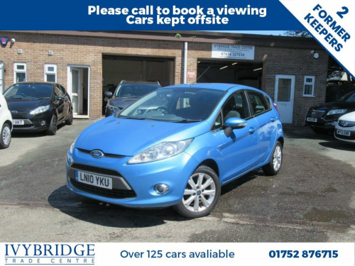 Ford Fiesta  1.4 Zetec Hatchback 5dr Petrol Manual (133 g/km, 9