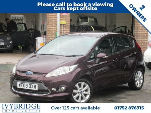Ford Fiesta  1.25 Zetec Hatchback 5dr Petrol Manual (133 g/km, 