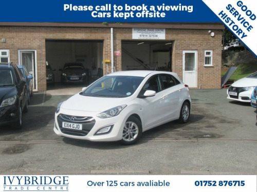 Hyundai i30  1.6 CRDi Active Hatchback 5dr Diesel Auto Euro 5 (
