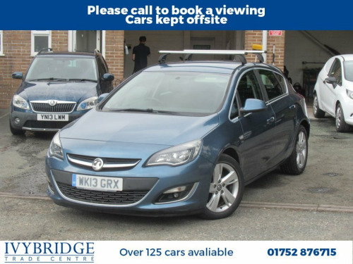 Vauxhall Astra  2.0 CDTi SRi Hatchback 5dr Diesel Auto Euro 5 (165