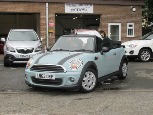 MINI Convertible  1.6 One Convertible 2dr Petrol Manual Euro 6 (98 p