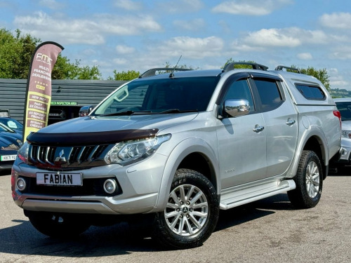 Mitsubishi L200  2.4 DI-D DC Warrior Pickup Double Cab 4dr Diesel M