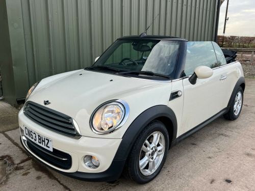 MINI Convertible  1.6 Cooper Euro 6 (s/s) 2dr