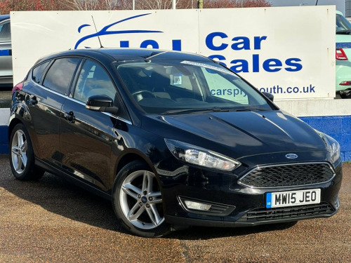 Ford Focus  1.0 ZETEC 5d 100 BHP GREAT SERVICE HISTORY WITH TH