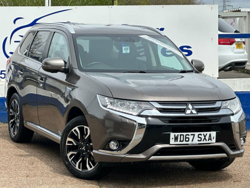 Mitsubishi Outlander  2.0 PHEV 4H 5d 200 BHP A GREAT EXAMPLE INSIDE AND 