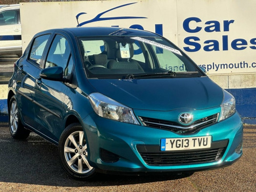 Toyota Yaris  1.33 Dual VVT-i TR Hatchback 5dr Petrol Manual Eur