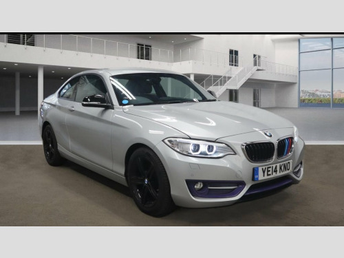 BMW 2 Series  2.0 220i Sport Coupe 2dr Petrol Manual Euro 6 (s/s