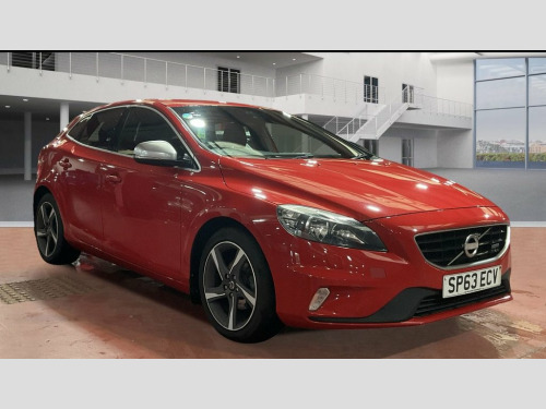 Volvo V40  1.6 D2 R-Design Hatchback 5dr Diesel Manual Euro 5