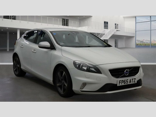 Volvo V40  2.0 D2 R-Design Hatchback 5dr Diesel Manual Euro 6 