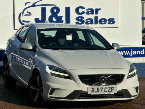 Volvo V40  2.0 T2 R-Design Hatchback 5dr Petrol Manual Euro 6 