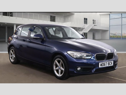 BMW 1 Series  1.5 118i SE Hatchback 5dr Petrol Auto Euro 6 (s/s)