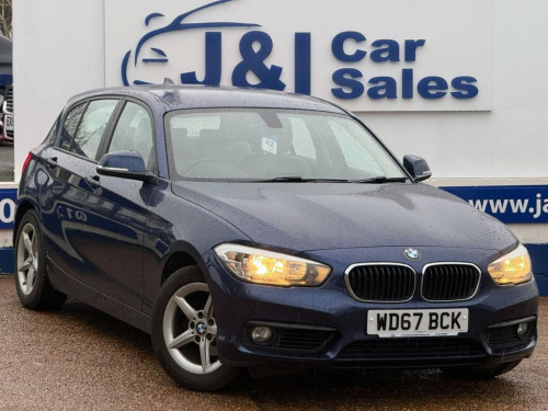 BMW 1 Series  1.5 118i SE Hatchback 5dr Petrol Auto Euro 6 (s/s) 