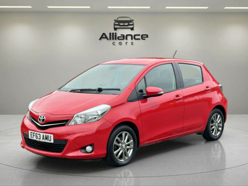 Toyota Yaris  1.33 Dual VVT-i Icon Plus Multidrive S Euro 5 5dr
