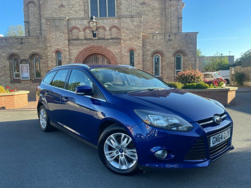 Ford Focus  2.0 TITANIUM NAVIGATOR TDCI 5d 139 BHP HEATED FRON