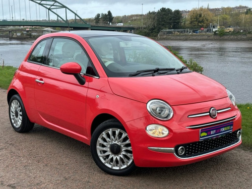 Fiat 500  1.2 LOUNGE 3d 69 BHP **PANORAMIC ROOF**