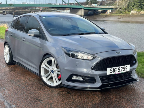 Ford Focus  2.0 ST-3 TDCI 5d 183 BHP STUNNING RARE COLOUR