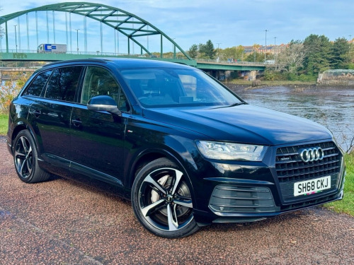 Audi Q7  3.0 TDI V6 50 Black Edition SUV 5dr Diesel Tiptron