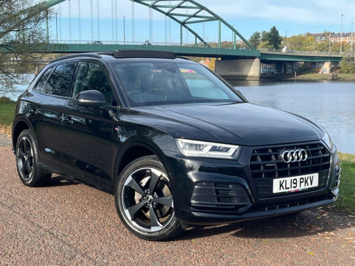 Audi Q5  2.0 TDI 40 Black Edition SUV 5dr Diesel S Tronic q