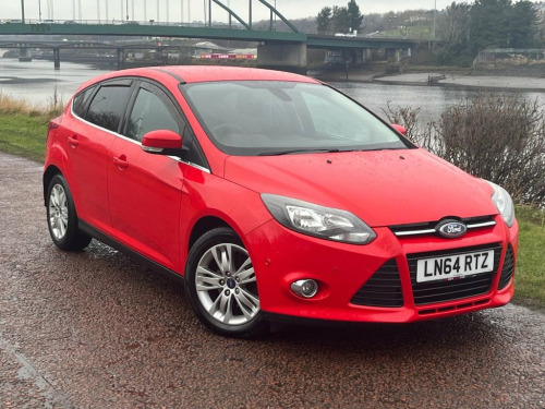 Ford Focus  1.6 TDCi ECOnetic Titanium Navigator Hatchback 5dr