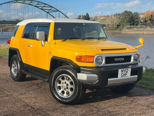 Toyota FJ Cruiser  4.0 AUTO