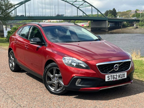 Volvo V40  2.0 D3 SE Nav Hatchback 5dr Diesel Manual Euro 5 (