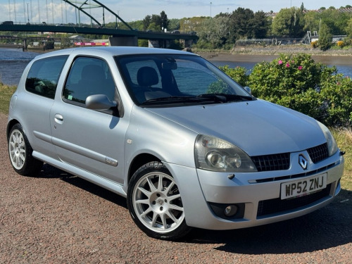 Renault Clio  2.0 16v Renaultsport Hatchback 3dr Petrol Manual (