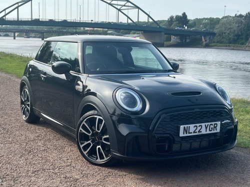 MINI Hatch  2.0 Cooper S Sport Hatchback 3dr Petrol Steptronic