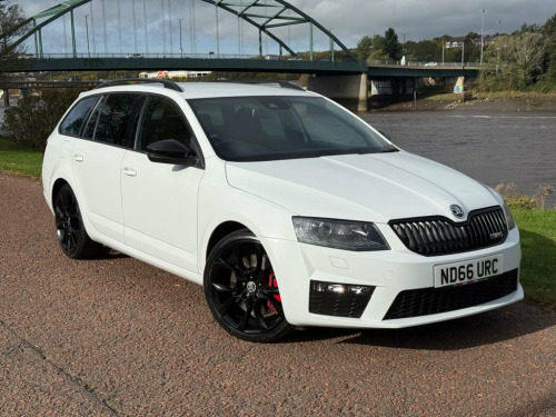Skoda Octavia  2.0 TFSI vRS Estate 5dr Petrol Manual Euro 6 (s/s)